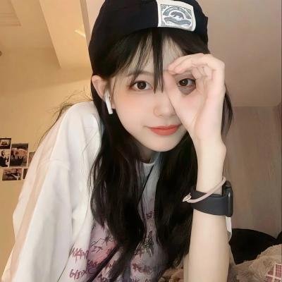 名侦探柯南：黑铁的鱼影高清封面